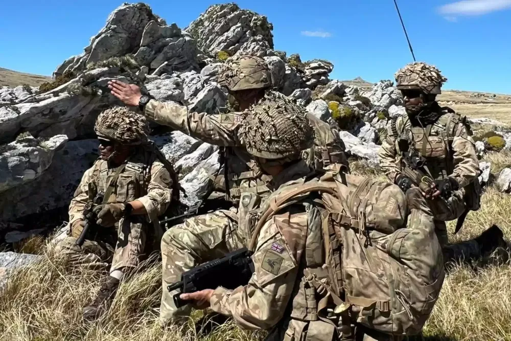 gurkhas-malvinas_1600_1067