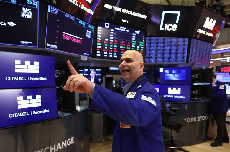 los-bonos-soberanos-operan-con-subas-del-5percent-UAIP4PQYSRE4PIHGDAEMAH72SM