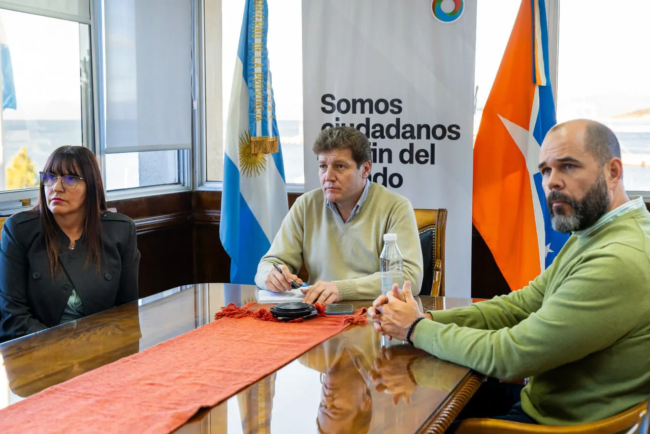 photo_2025-05-14_19-42-40