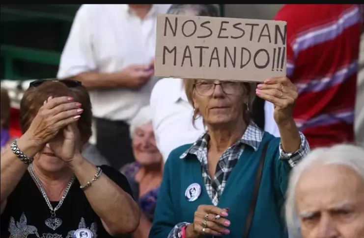 sm-jubilados-pobres